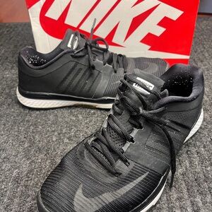 Nike Zoom Training Shoes Black Mens Size 8.5 Athletic Gym Sneakers